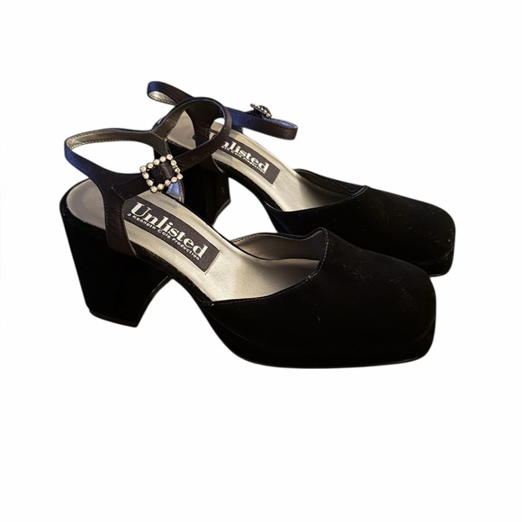 Unlisted Shoes - Unlisted•Black Block Heel Velvet Shoes Rhinestone Accent Buckle
